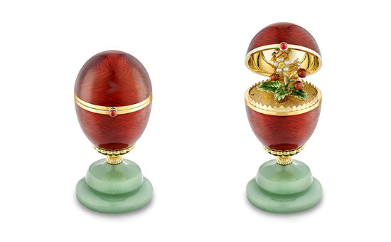 Limited Edition Egg Objet with Strawberry Surprise