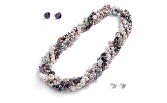 Cultured freshwater pearls