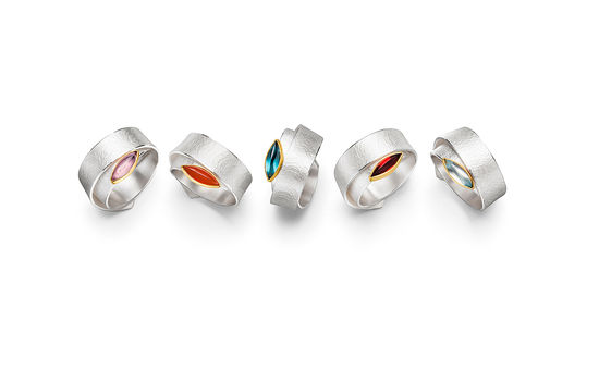 Choose natural coloured gemstones